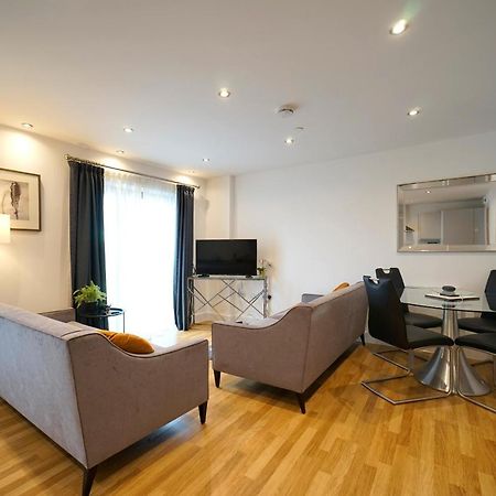 Modern 2 Bed Apartment With Juliet Balcony - Dhb Stays Leeds  Exterior foto